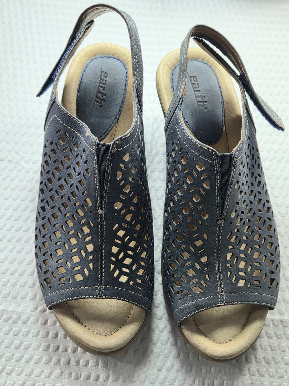 Earth Cascadw Indigo Navy Perforated Slingback Sandals